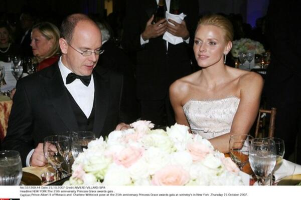 PRINCEZA MESECIMA NIJE U MONAKU, ŠUŠKA SE DA JE POBEGLA OD PRINCA! On je konačno odlučio da progovori o ŠOK TEMI!