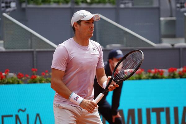 NIŠTA OD SRPSKOG POLUFINALA: Lajović izgubio od 119. igrača sveta!