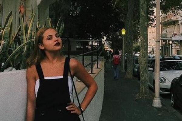 NBA KOŠARKAŠ SRPSKIH KORENA VODI LEPOTICU ZA RUKICU: Od vatrene Izraelke zastaje dah, a spremna je i za RAT!