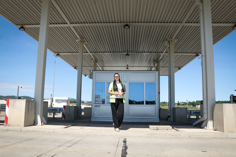 Jelena Sinđelić, Lajkovac, Naplatna rampa