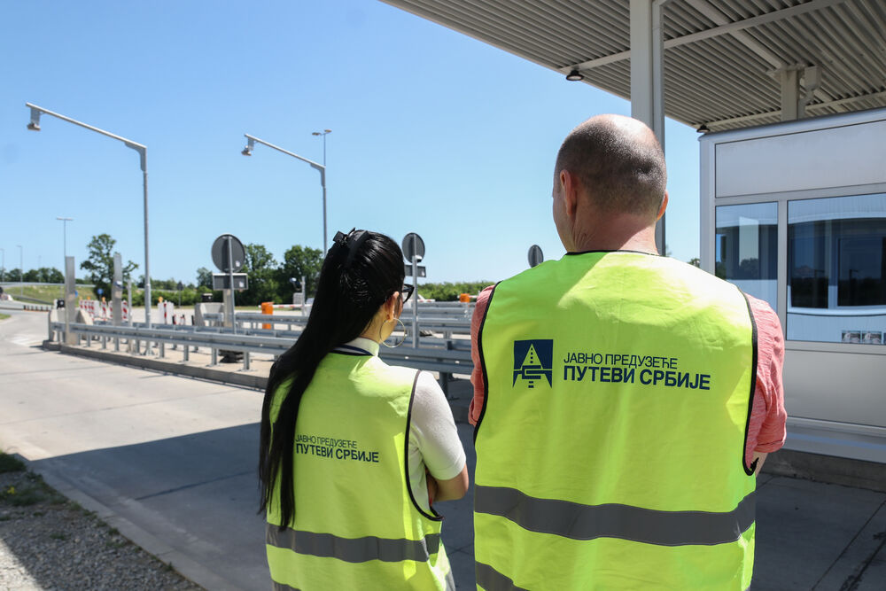 Jelena Sinđelić, Lajkovac, Naplatna rampa