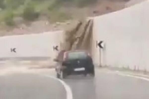 BUJICA VODE RAZVALILA BANKINU NA KORIDORU 10: Iz preduzeća "PUTEVI SRBIJE" su nam otkrili šta se DESILO! (VIDEO)