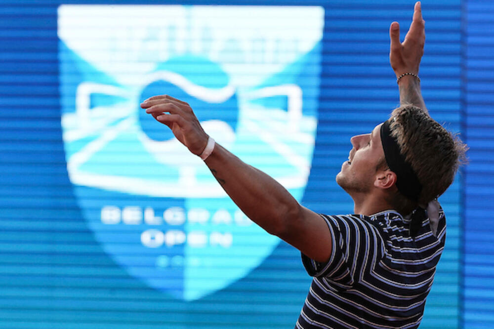 IZNENAĐENJE U POLUFINALU: Novak saznao ime rivala u finalu turnira u Beogradu (FOTO)