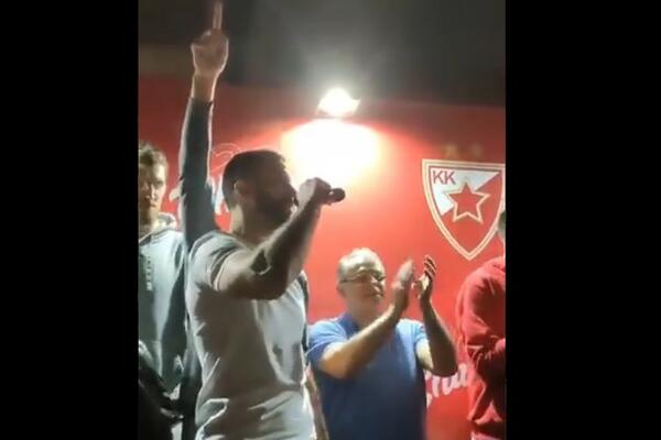 KAPITEN JE UZEO MIKROFON, A ONDA JE USLEDILO LUDILO: "Veseli se srpski rode" najavilo veliku žurku ispred Pionira!