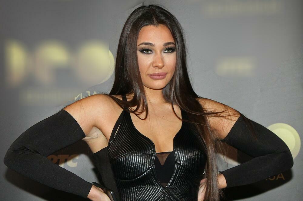 SANJA VUČIĆ NAKON SKORO DECENIJE PRIZNALA KOJE JE PLANOVE IMALA SA LUK BLEKOM: Ovo NIKO nije mogao ni da NASLUTI