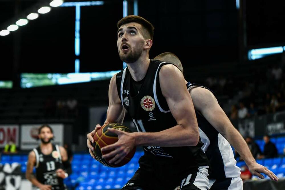 PARTIZAN U POLUFINALU: Crno-beli savladali Mladost i u Zemunu, čeka ih Mega!