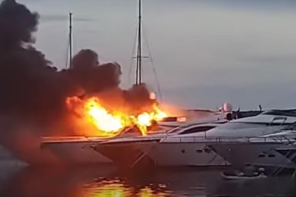 EKSPLOZIJA U MARINI: Brodovi gore, širi se gust dim, SIRENE SE ČUJU NA SVE STRANE! (VIDEO)