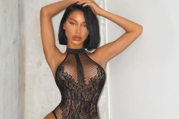 POZNATA INFLUENSERKA OTKRILA DA JE BILA ŽRTVA MALTRETIRANJA KAJLI DŽENER: Pretvorila joj snimanje spota u PAKAO!