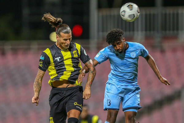 ZVEZDA SADA IMA ŠANSU DA GA DOVEDE: Al Itihad ne namerava da zadrži Prijovića u svojim redovima (FOTO)