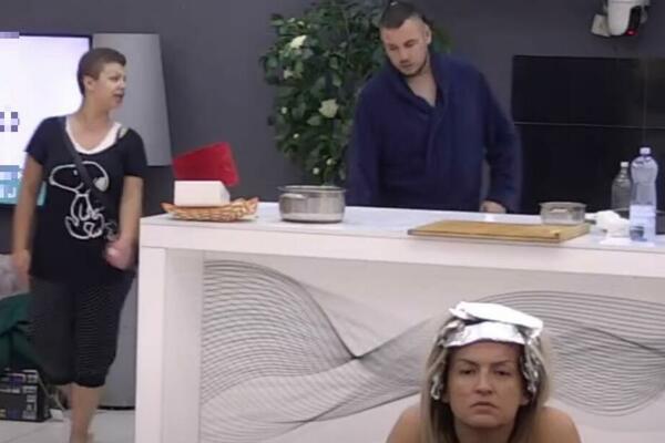 MIKSI I CAR SE ŽESTOKO POSVAĐALI, PALE STRAŠNO RUŽNE REČI: Kulićeva najavila i TUŽBU za drugog ZADRUGARA! (VIDEO)