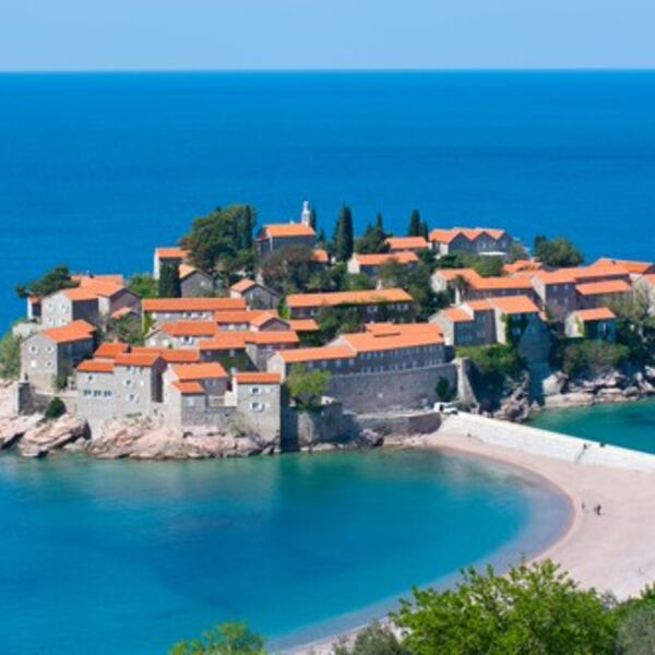 NA OVIM LETOVALIŠTIMA ĆETE SRESTI NAJBOGATIJE LJUDE NA PLANETI: Evo gde oni uživaju u LUKSUZU i šta biraju za ODMOR