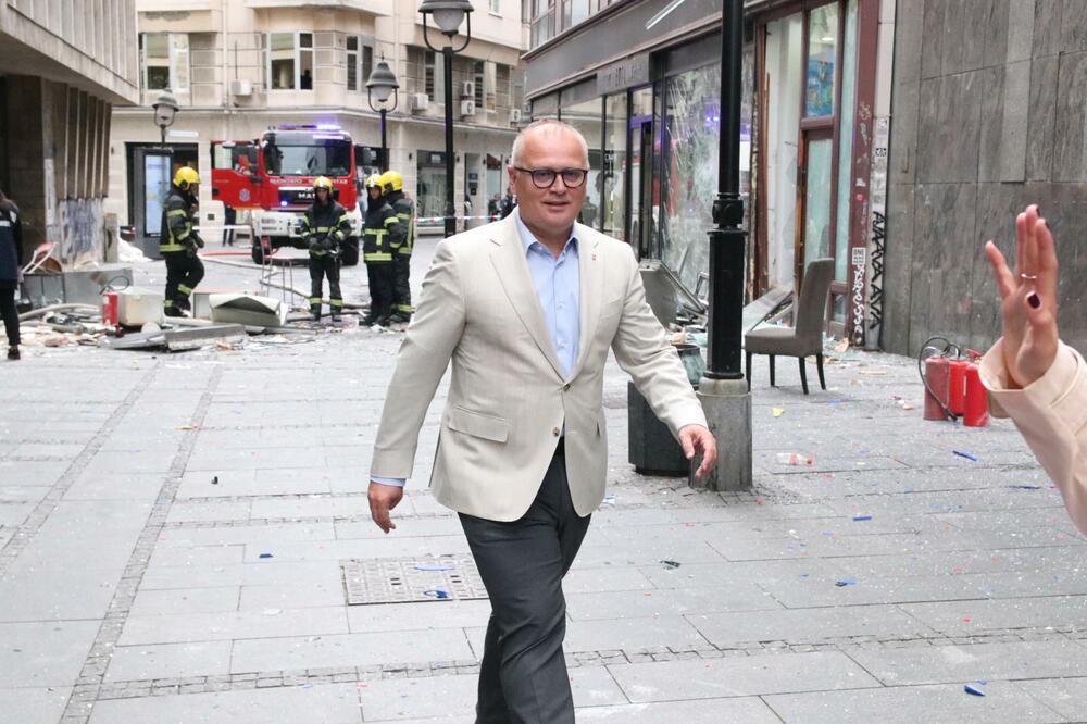 VODOSISTEM U BEOGRADU STABILAN, REZERVOARI OČUVANI: Vesić uverava građane da nema razloga za brigu!