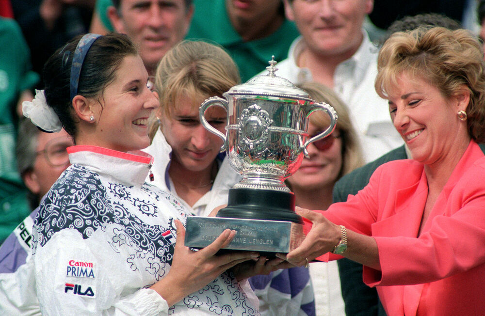 Kris Evert, Monika Seleš