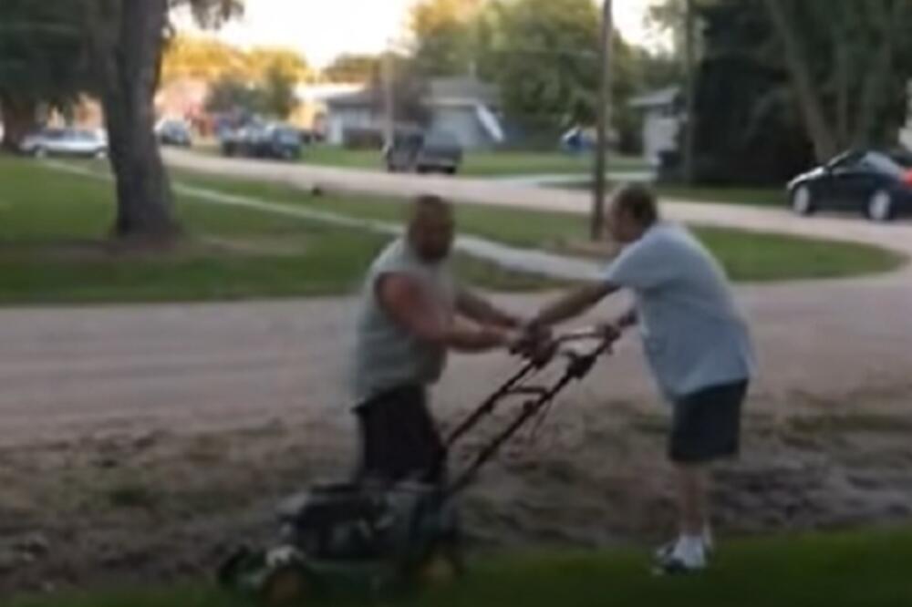 KOMŠIJE SE POSVAĐALE NA KRV I NOŽ ZBOG 6 CENTIMETARA ZEMLJE: Ni tu nije bio kraj, žena uzela OKLAGIJU U RUKE!