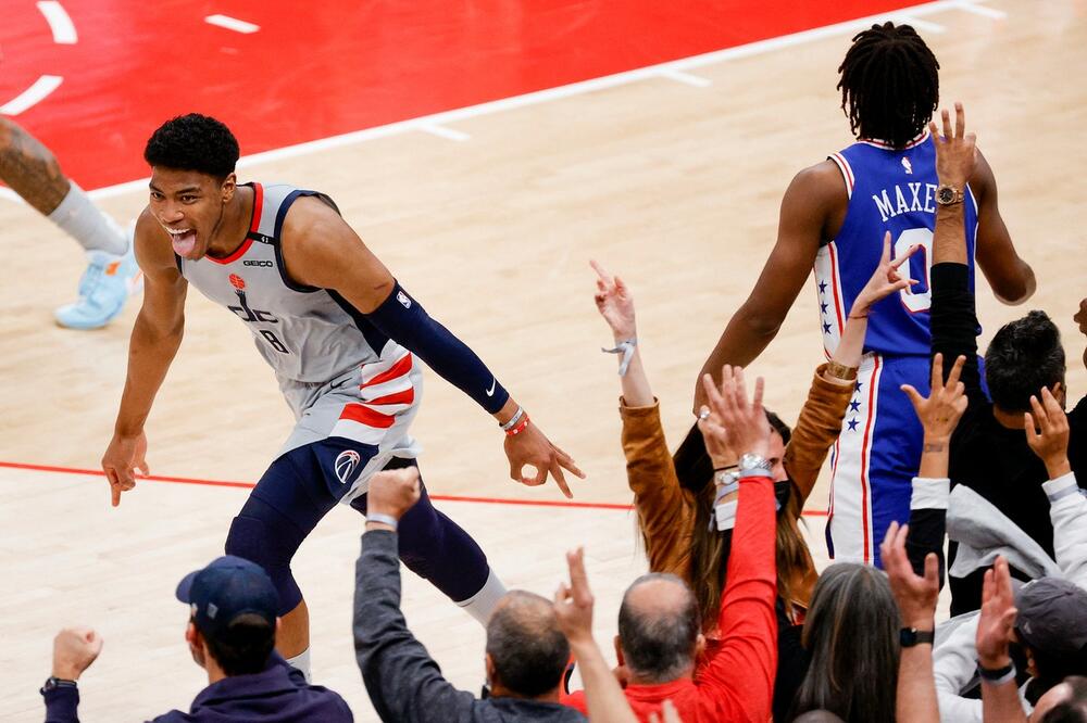 VIZARDSI IZBEGLI METLU: Džezeri došli na korak od četvrtfinala - PONOVO NEPRIMERNE SCENE NA PARKETIMA NBA!