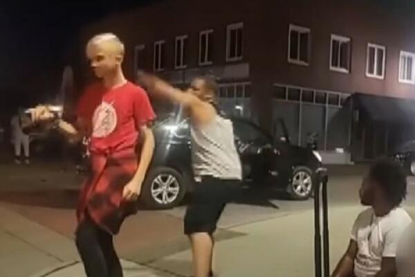 PRIŠAO MU S LEĐA DOK JE IGRAO NA ULICI I KRVNIČKI GA UDARIO PESNICOM U LICE: Dobio je 7 GODINA ROBIJE (VIDEO)
