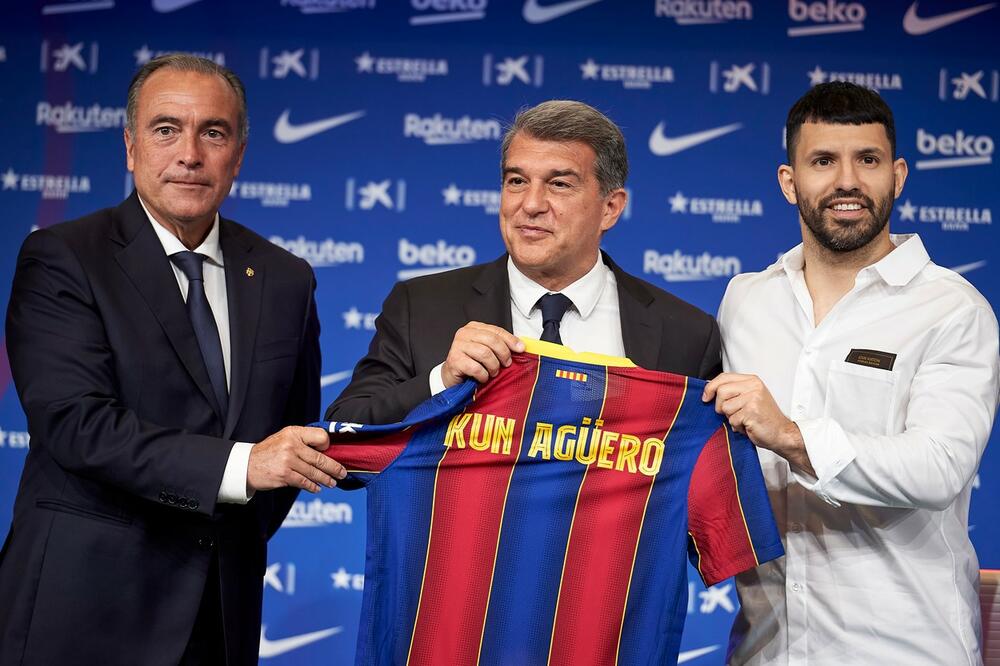 AGUERO BESAN: Zbog Mesija možda i ne debituje za Barselonu - ŽELI RASKID UGOVORA?!