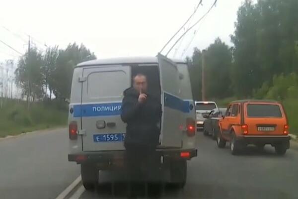 DOBAR POKUŠAJ! NESVAKIDAŠNJI MOMENAT ZABELEŽEN KAMEROM: Ovakvo BEKSTVO još niste videli (VIDEO)