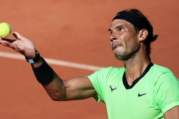 NADAL PREŽIVEO DVE SET LOPTE, PA ZAVRŠIO POSAO U TAJ-BREJKU: Rafa uzeo zalet ka odbrani Kupa Musketara!