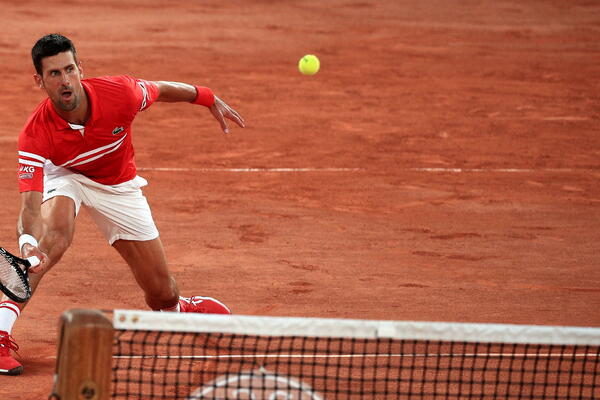 NOVAK ZADOVOLJAN IGROM I JEDVA ČEKA SLEDEĆI MEČ: "Podigao je igru u trećem setu, ali na kraju sam dobro servirao"!