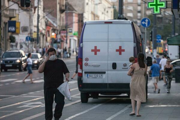 EPIDEMIOLOŠKA SITUACIJA U SLOVENIJI SE I DALJE POGORŠAVA: Vlada odlučuje o novim merama