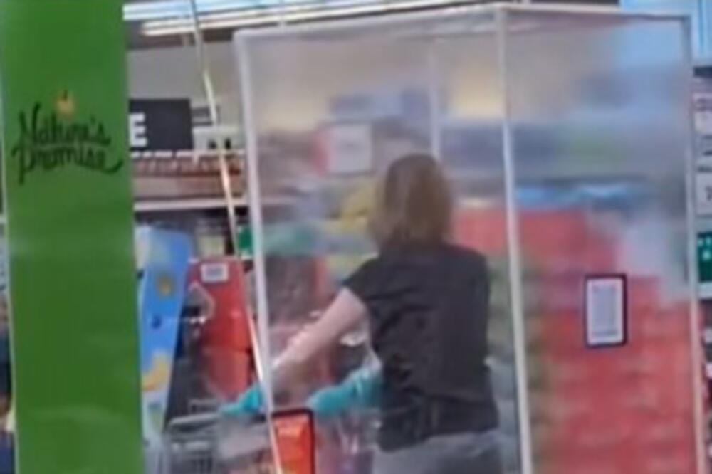 BIZARAN PRIZOR OSTAVIO KUPCE U ŠOKU: Žena ušla u prodavnicu i ZAPREPASTILA sve, idealna zaštita od KORONE? (VIDEO)