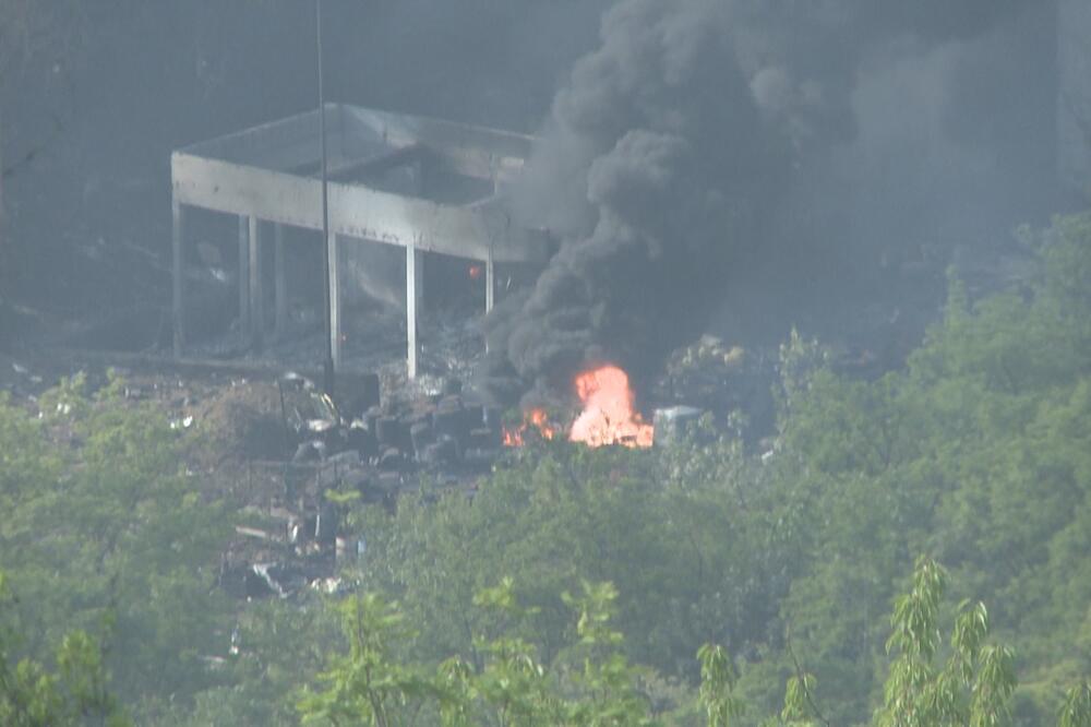 RAPORT IZ ČAČKA: Nakon nove eksplozije u Slobodi, policija šalje radnike kućama