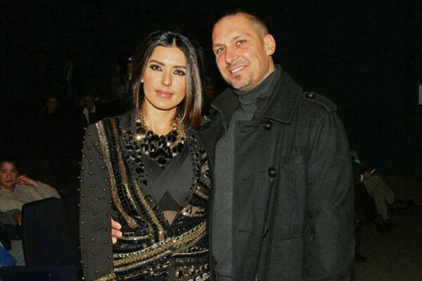 OGLASIO SE MUŽ TANJE SAVIĆ NAKON ŠTO JE ONA ODVELA DECU! KAŽE DA JE VOLI NAJVIŠE NA SVETU: Hoće da budu na okupu!