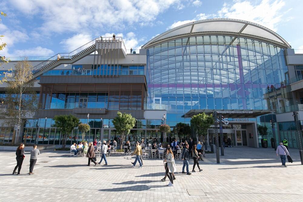 HAOS U TRŽNOM CENTRU U BEOGRADU! Usledila hitna evakuacija posetilaca!