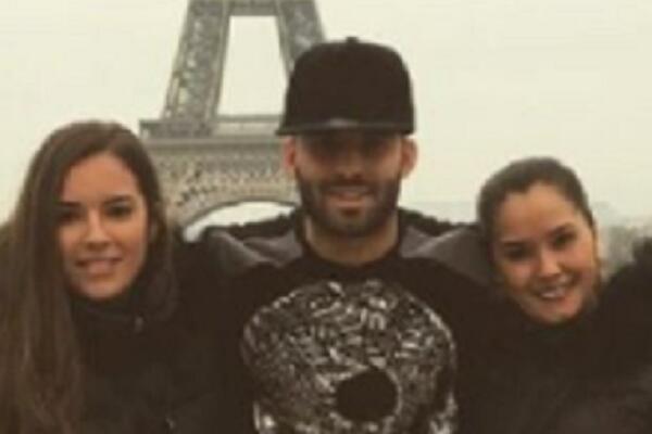 VOLI DA ŠAMARA ŽENE U KREVETU! Poznati fudbaler UZBURKAO, otkrio koliko je ustvari NASTRAN! A cice se LEPE ZA NJEGA