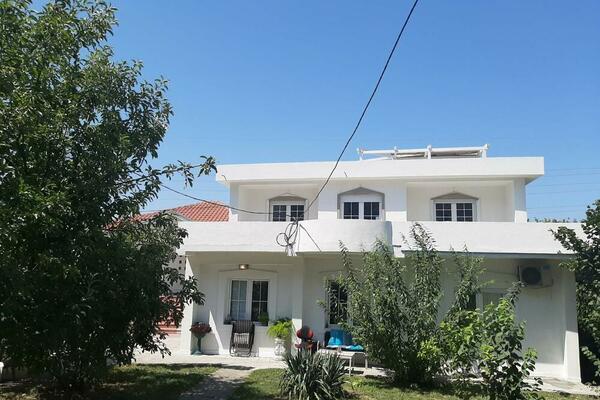 Ko se to nama seli u Grocku? Napravila viletinu u Jajincima pa rešila da ode iz nje, razlog će vas zabezeknuti