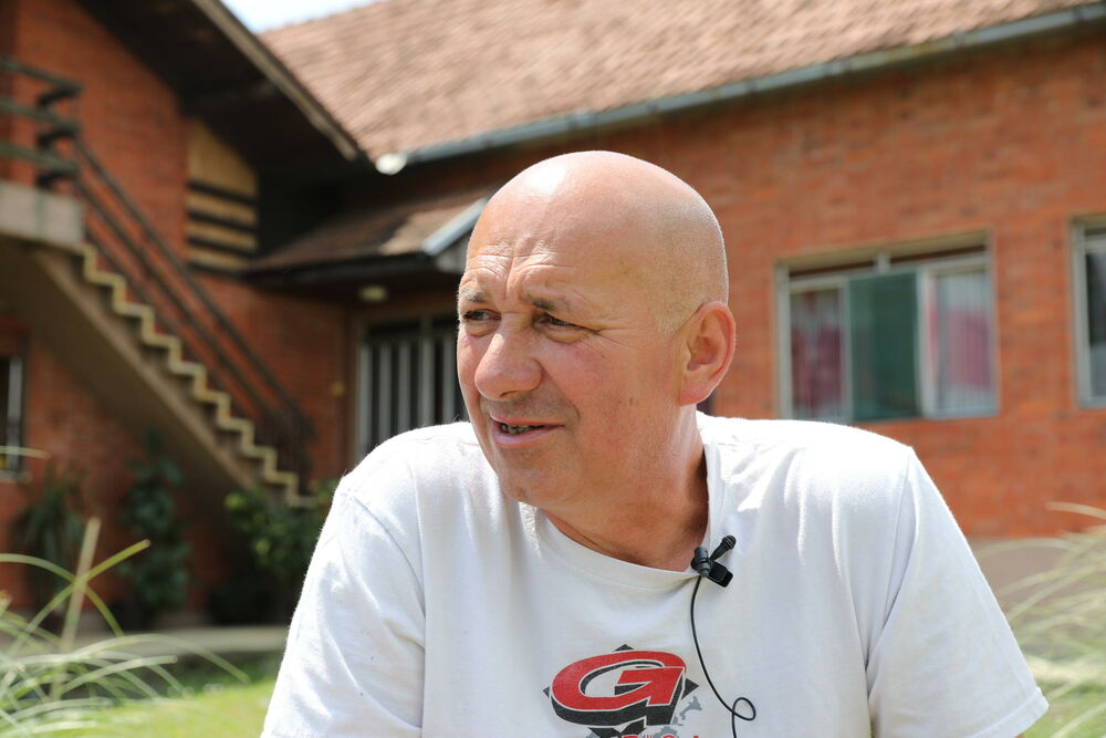 Dragan Jovanović domaćin i odgajivač svinja