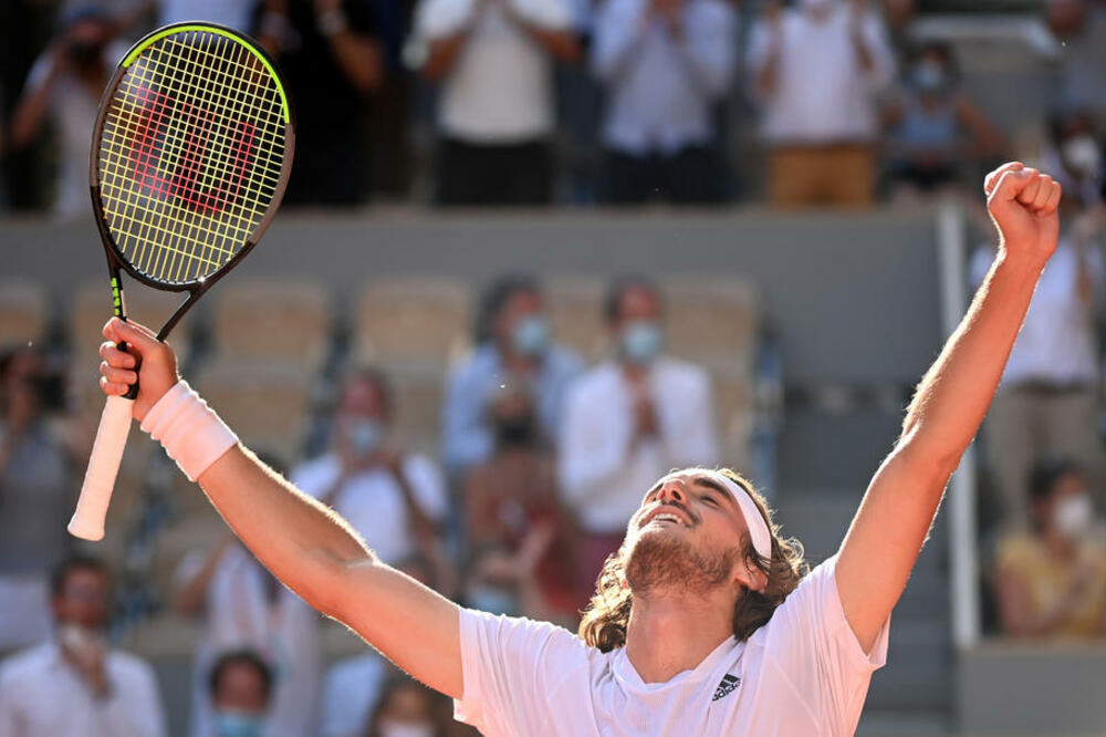 CICIPAS UMALO DA IZGUBI DOBIJEN MEČ! Grk u pet setova bolji od Zvereva