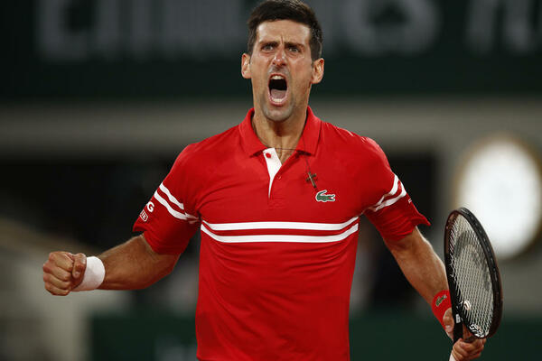 HITNO, OGLASIO SE NOVAK ĐOKOVIĆ TAČNO U 16.40: Uputio je JASNU PORUKU pred finale!