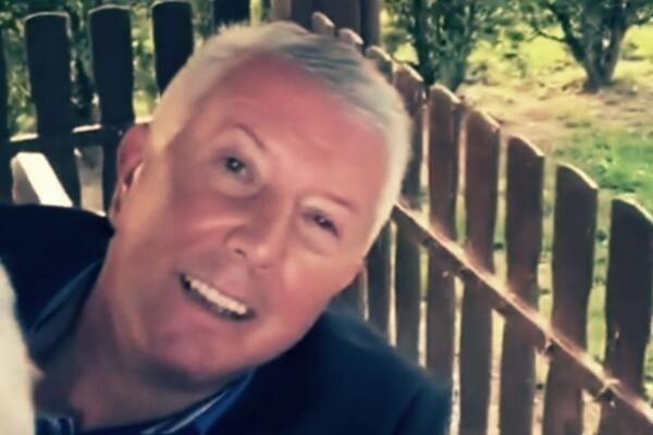 PROCURELO ŠTA JE VEKIĆ RADIO U DUBAIJU SA INTIMNOM PRIJATELJICOM: Išli su tamo preko BEOGRADA!