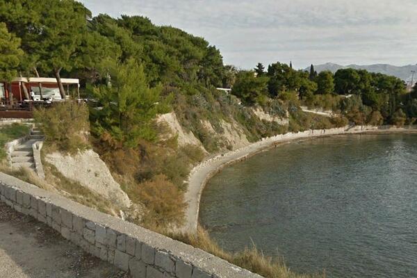 NA OVOM MESTU U SPLITU JE NAPADNUT MLADI PAR IZ SRBIJE: Serija napada na strance u Hrvatskoj se nastavila! (FOTO)