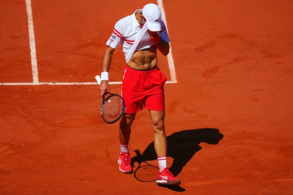 UPRAVO SE OGLASIO NOVAK ĐOKOVIĆ: Imao je i te kako ŠTA DA PORUČI! NIJE NAIVNO UOPŠTE