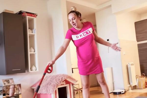 LUNA ĐOGANI JEDVA ČEKA DA POSTANE MAMA: Bebi je baš lepo u stomaku, neće da izađe, TERA se da se porodi što pre!