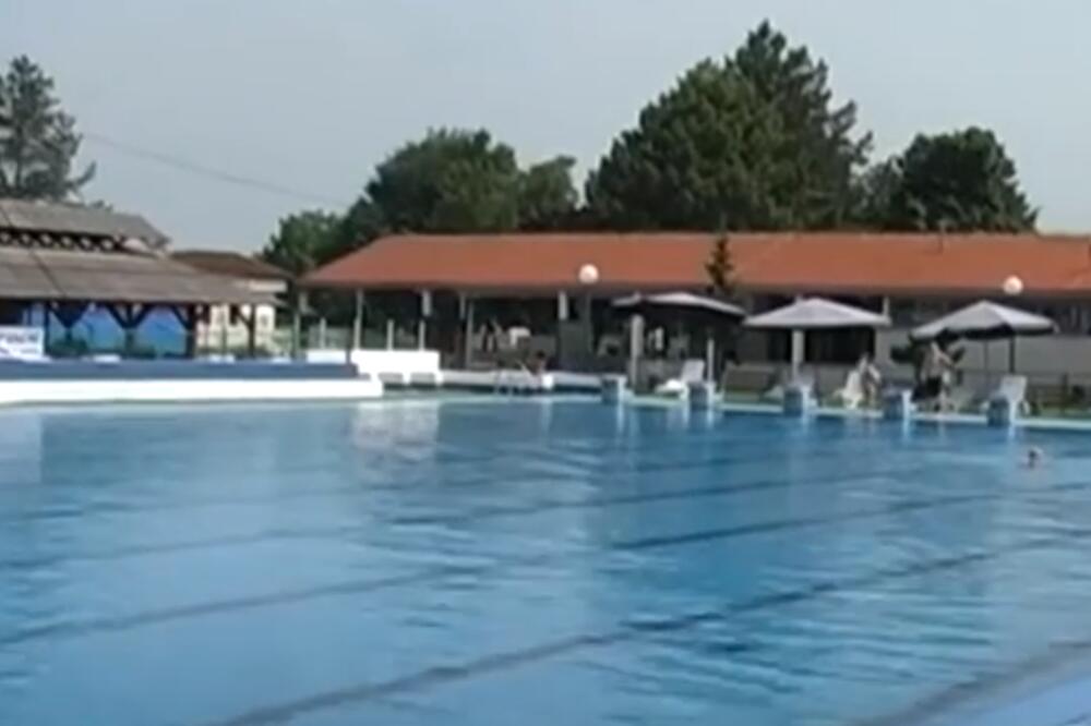 NEĆE BITI KRIVIČNOG POSTUPKA U SLUČAJU SMRTI DEČAKA NA BAZENU! Gurnuo ga je vršnjak na dno, čuvar bio gluvonem