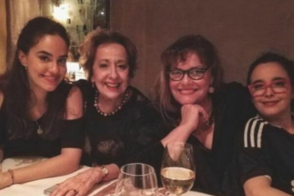 SPAJA IH POSEBNA VEZA! Ceca Bojković i Vesna Čipčić su VIŠE OD KOLEGINICA a to su prenele i na svoju decu!