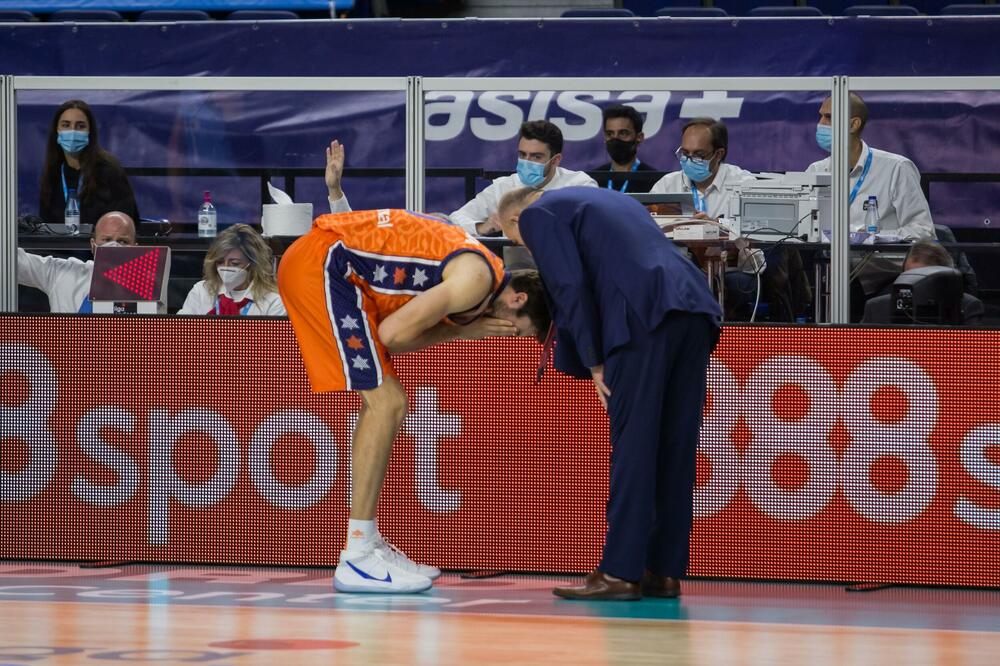 OGROMNO POJAČANJE, NOVI AMERIKANAC U REPREZENTACIJI SLOVENIJE: Tobi dobija pasoš i NAPADA OI SA DONČIĆEM