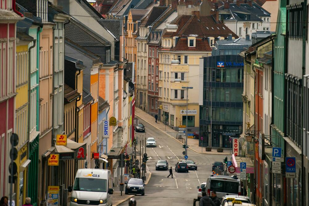 NA KRAJU NEĆE IMATI KO DA IM DOĐE! Vlasnici radnje primaju samo NEVAKCINISANE, ističu kako ne veruju vakcini