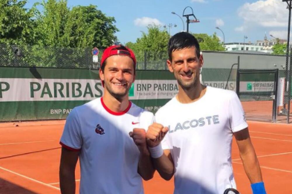 OVAJ MOMAK JE NOLETOVO TAJNO ORUŽJE, POMOĆU NJEGA JE POBEDIO NADALA: Dan pred polufinale je povukao BRUTALAN POTEZ!