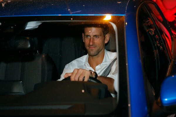 ĐOKOVIĆ POSETIO NARODNO POZORIŠTE: Iz prvog reda gledao svoju malu ćerkicu (VIDEO)