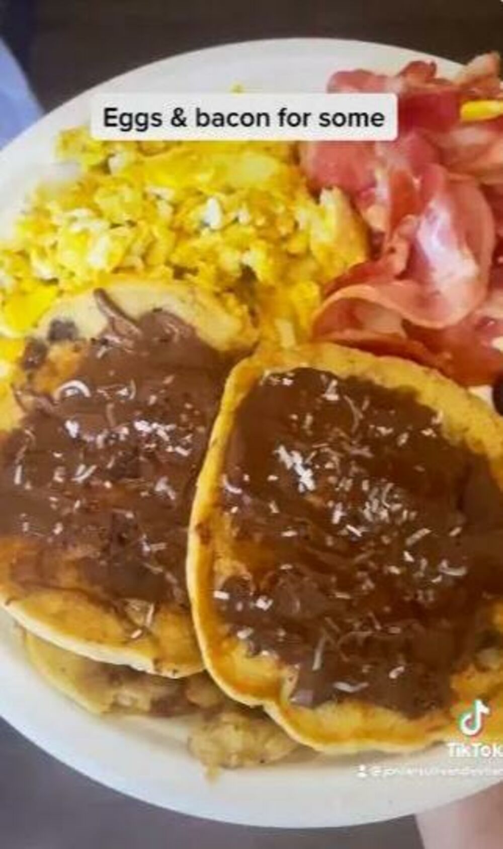 Džordan Sulivan, Obroci