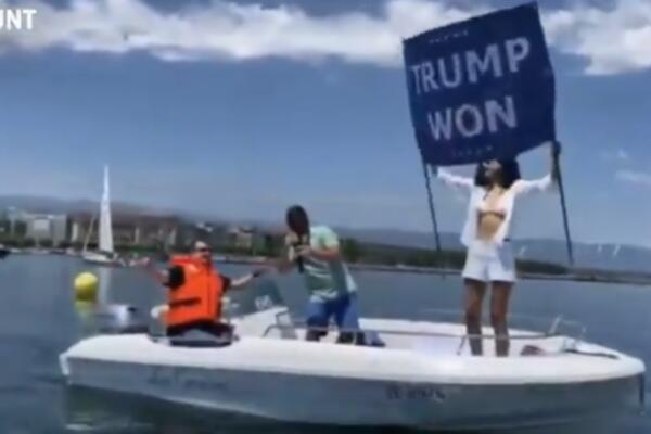 DOK SU LIDERI SASTANČILI, rođaka Bin Ladena pravila HAOS! Protest u čamcu sa zanimljivim TRANSPARENTOM (VIDEO)