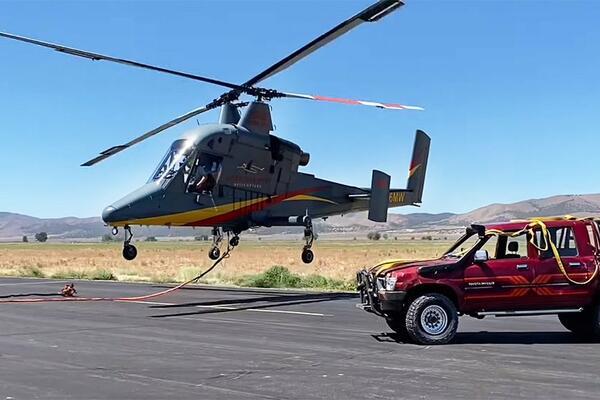 EKSTREMNI TEST IZDRŽLJIVOSTI: Bacili TOJOTIN KAMION sa 3.000 metra, POGLEDAJTE ŠTA JE OSTALO OD NJEGA! (VIDEO)