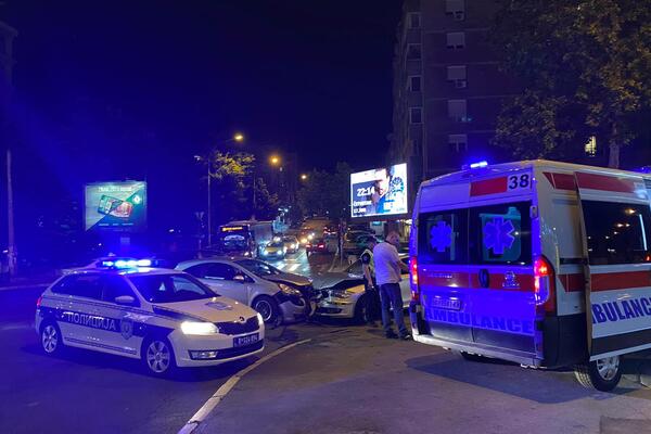 UDES U BANJALUCI! Povređeno sedam ljudi u sudaru autobusa i automobila