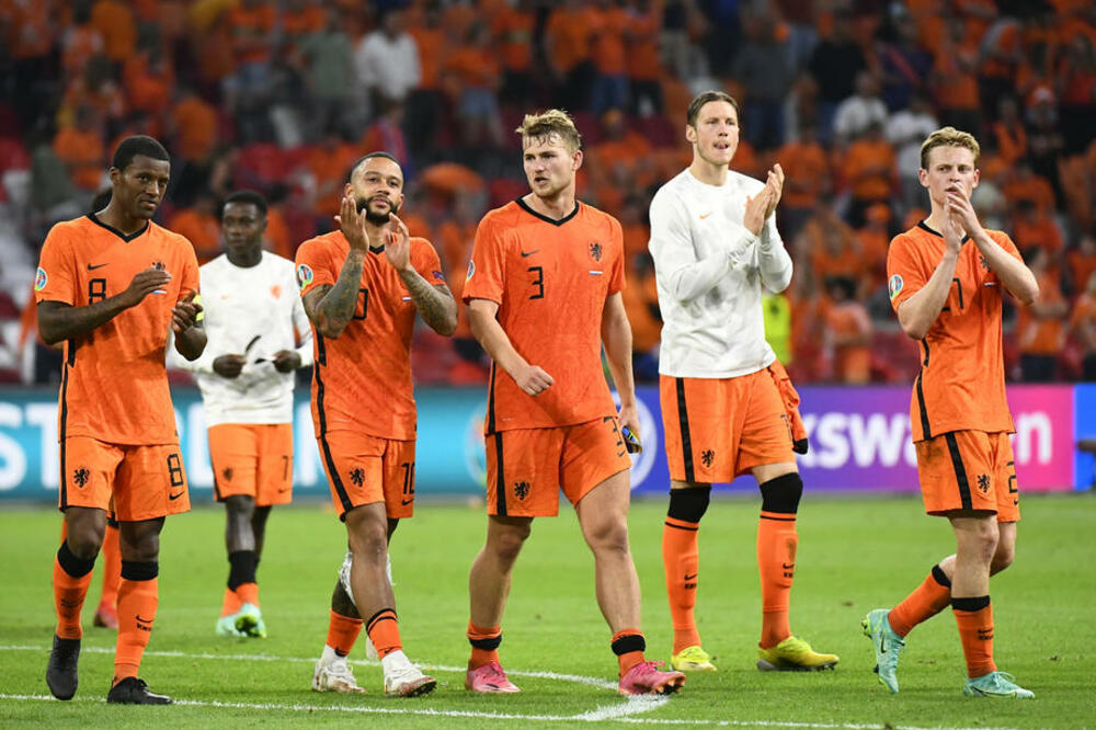 FUDBALER HOLANDIJE DIREKTAN: Napustiću teren, ako krene vređanje u Budimpešti!