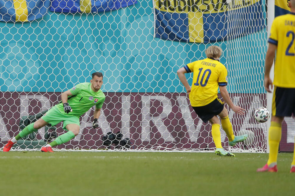 ŠVEDSKA ZABELEŽILA PRVU POBEDU NA TURNIRU: Slovaci i pored poraza u igri za prolazak dalje (VIDEO+FOTO)